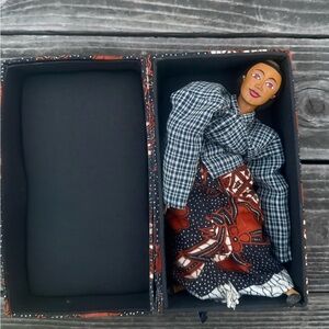 Vintage Indonesian Boneka doll
(Woman)